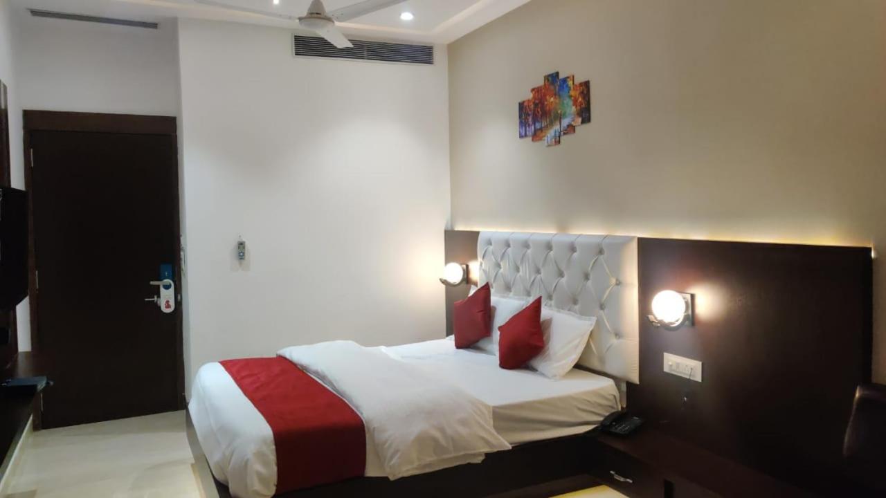 Hotel Relax Bhopal Exterior foto