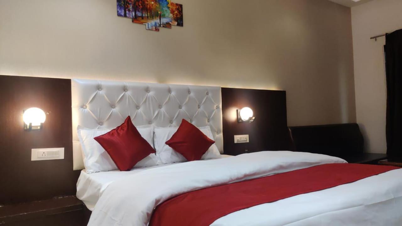 Hotel Relax Bhopal Exterior foto